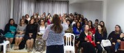 Mulheres no mover do espirito santo