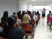 Mulheres no mover do espirito santo