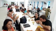 Um suculento café servido aos Militares