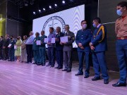 Entrega de medalhas aos militares e civis