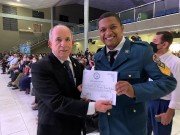 Entrega de medalhas aos militares e civis