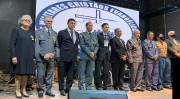 Entrega de medalhas aos militares e civis