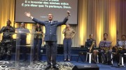 Honrados fomos pela presença de Deus