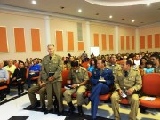 Militares e apoio feminino