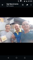 Bíblia, pão diário, canécas e mantimentos
