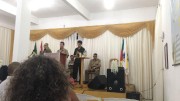 Culto de militares na cidade sombrio