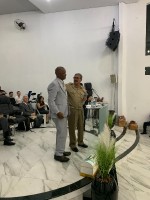 Varios militares presentes
