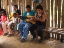 Grupo de Garuva ajuda na construção de Igreja Indígina